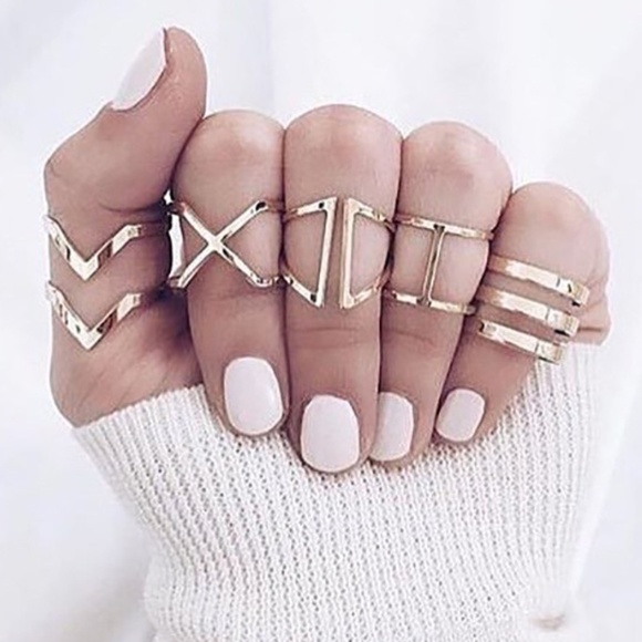**ITZAYANA* 5-Pc Gold Geometric Fashion Ring Set - Picture 1 of 8